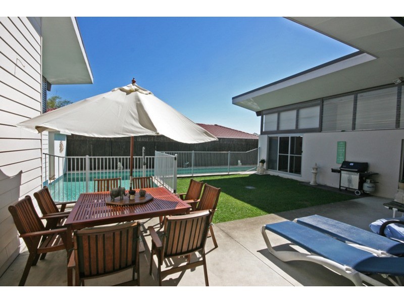 12 Moonee Street, Pottsville NSW 2489