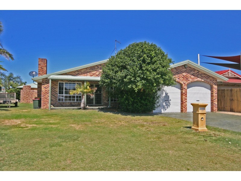 77 Andrew Avenue, Pottsville NSW 2489