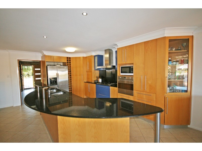 77 Andrew Avenue, Pottsville NSW 2489