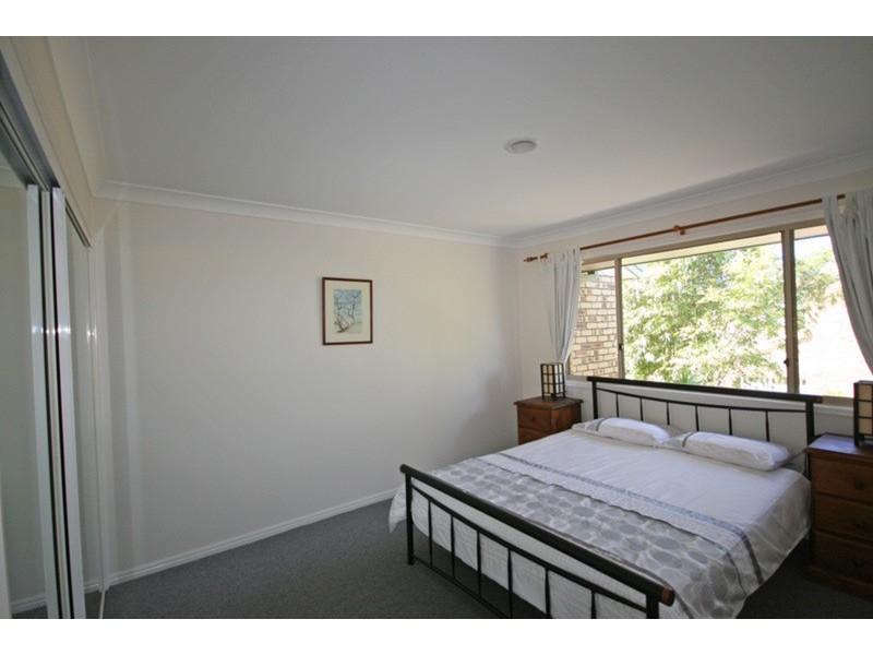 4/10 Hampton  Court, Pottsville NSW 2489