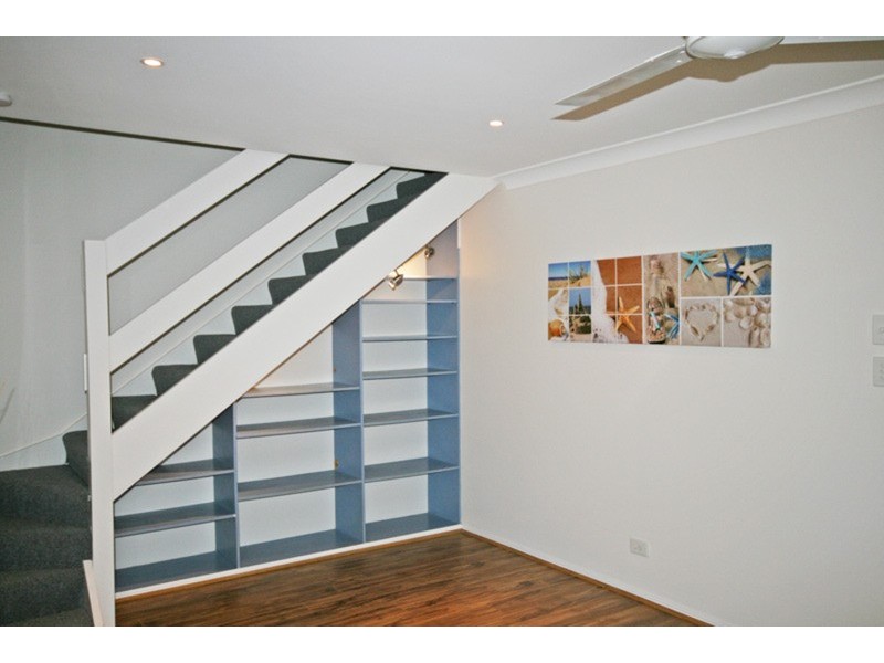 4/10 Hampton  Court, Pottsville NSW 2489