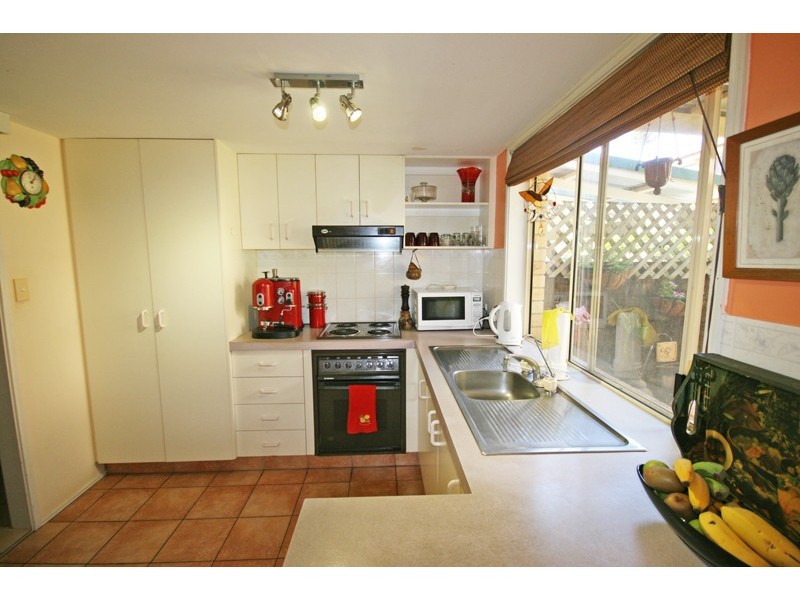 2/32 Royal  Drive, Pottsville NSW 2489