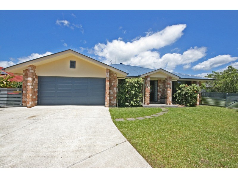 2 Chappell Street, Pottsville NSW 2489