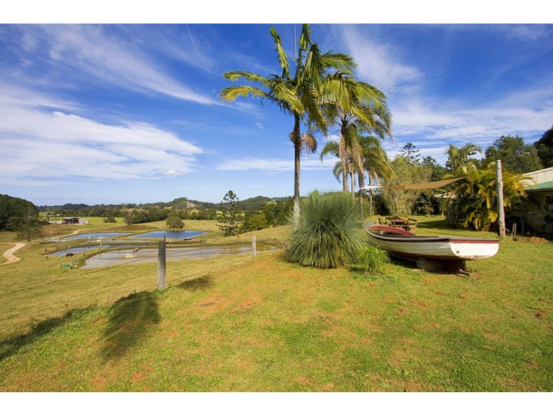 147 Pottsville Road, Mooball NSW 2483
