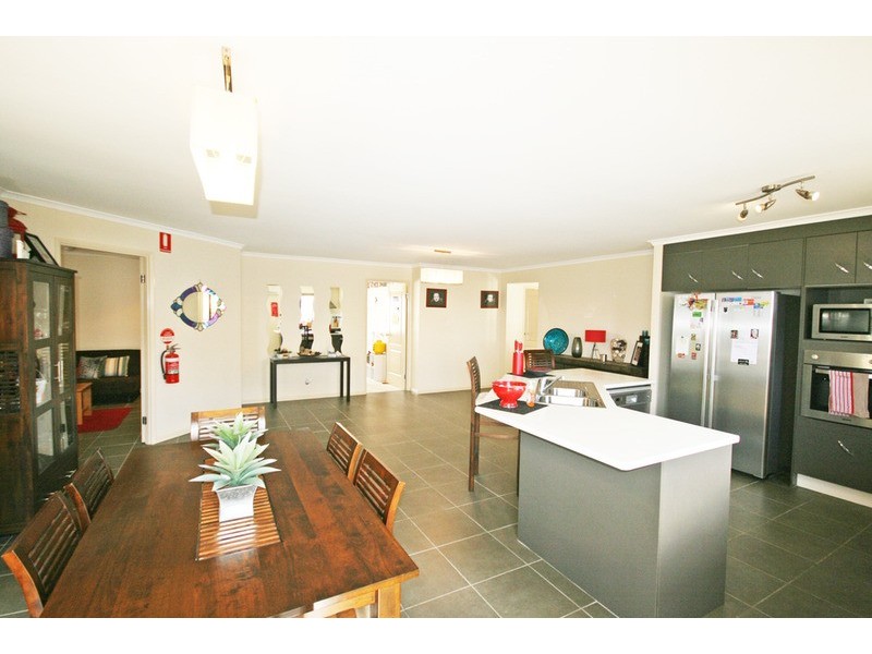 19 Newcastle Drive, Pottsville NSW 2489