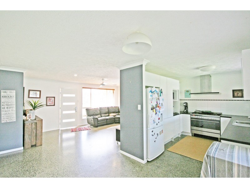 43 McKenzie Avenue, Pottsville NSW 2489