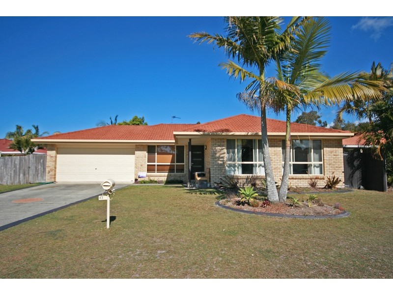 43 McKenzie Avenue, Pottsville NSW 2489