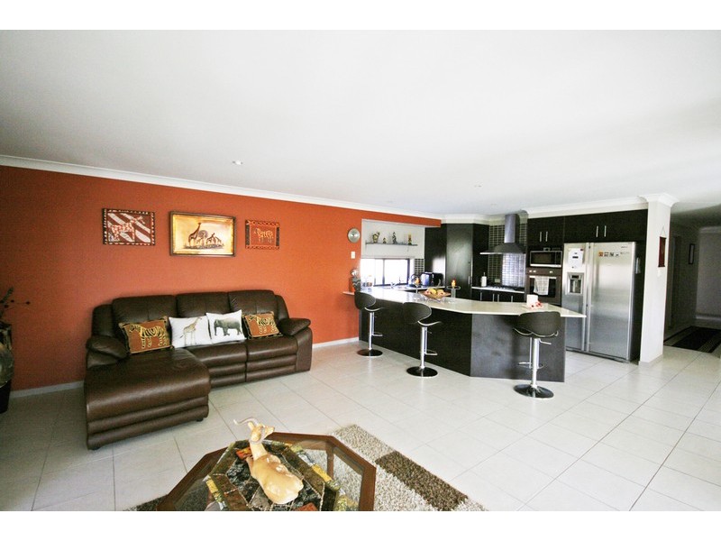 6 Moonee Street, Pottsville NSW 2489