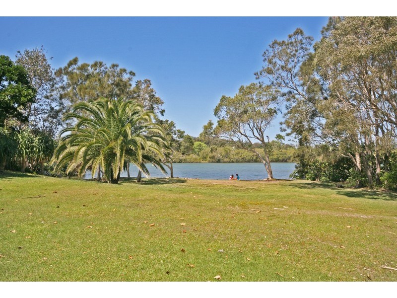 26 Buckingham Drive, Pottsville NSW 2489