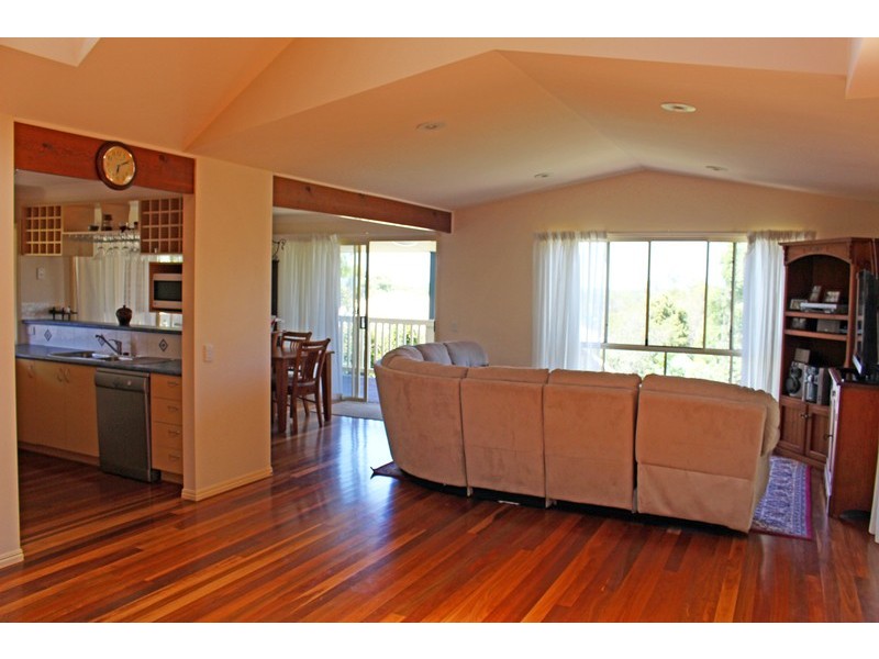 27 Flintwood Street, Pottsville NSW 2489