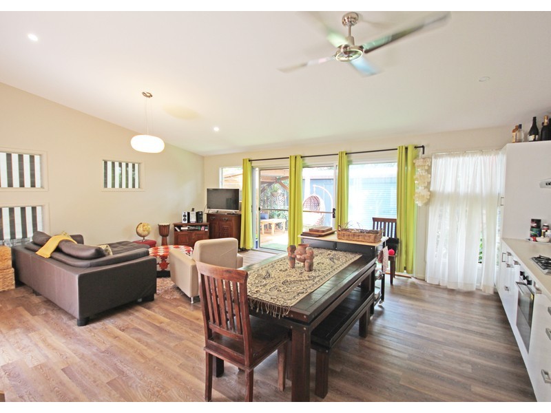 20 Twentyeighth Avenue, Palm Beach QLD 4221