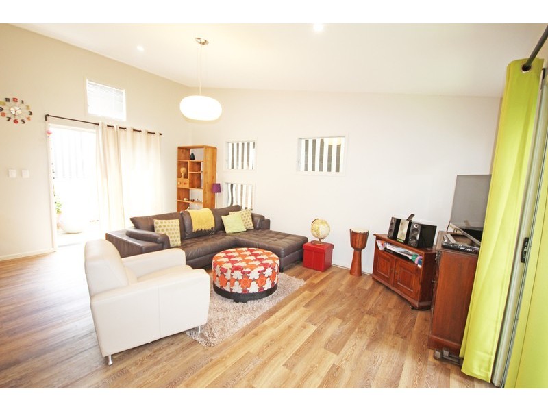 20 Twentyeighth Avenue, Palm Beach QLD 4221