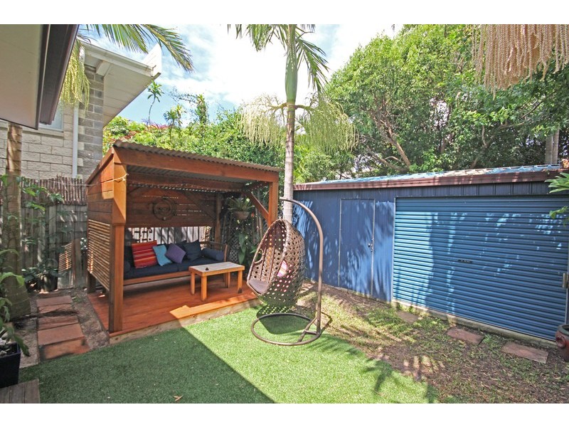 20 Twentyeighth Avenue, Palm Beach QLD 4221