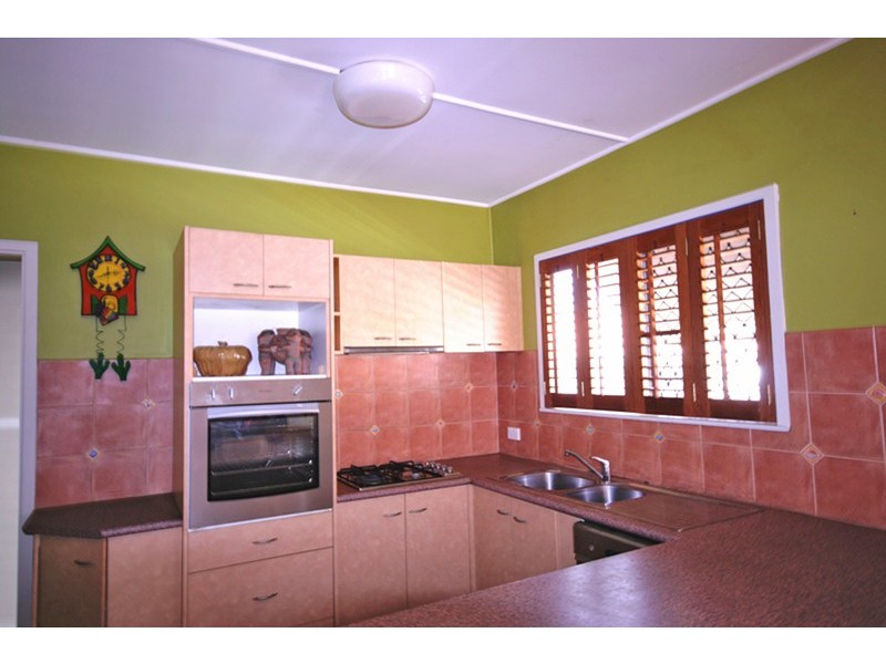 20 Twentyeighth Avenue, Palm Beach QLD 4221