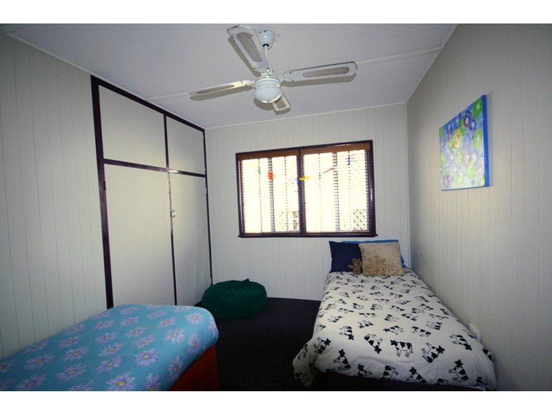 20 Twentyeighth Avenue, Palm Beach QLD 4221