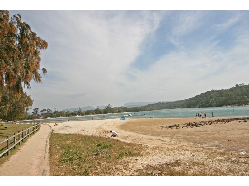 20 Twentyeighth Avenue, Palm Beach QLD 4221