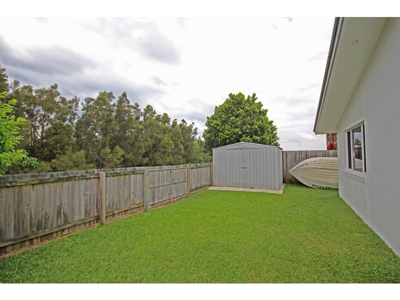 135 Overall Drive, Pottsville NSW 2489