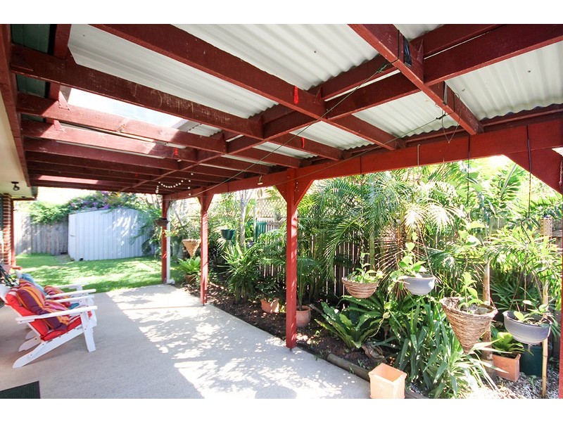 2/6 Edward Avenue, Pottsville NSW 2489