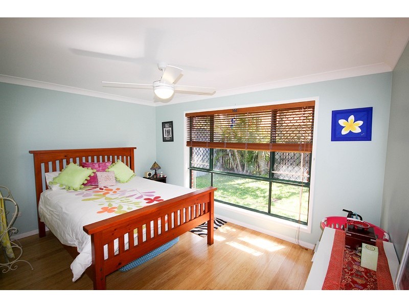 2/6 Edward Avenue, Pottsville NSW 2489
