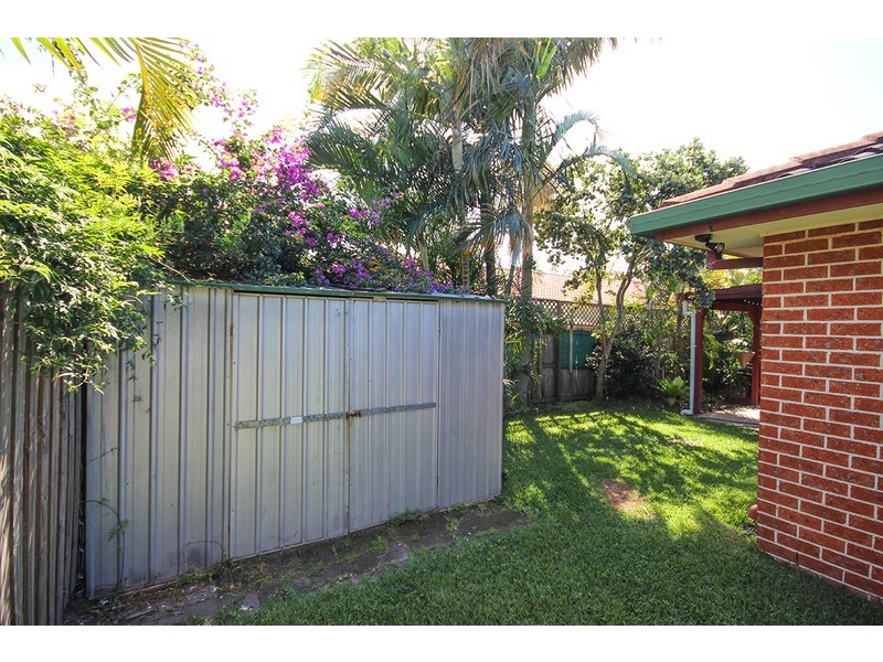 2/6 Edward Avenue, Pottsville NSW 2489