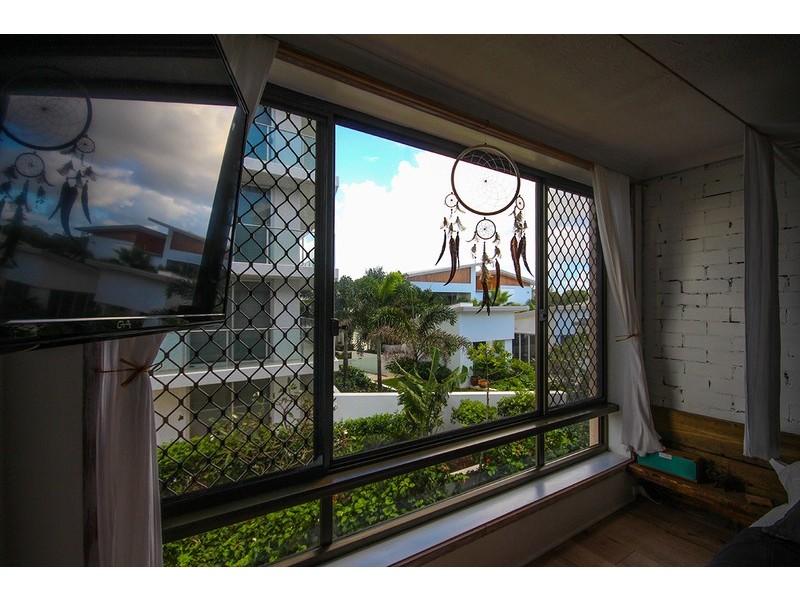 11/22 Musgrave Street, Coolangatta QLD 4225