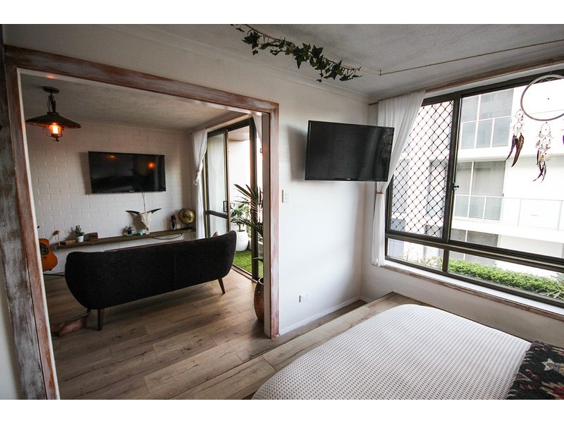 11/22 Musgrave Street, Coolangatta QLD 4225