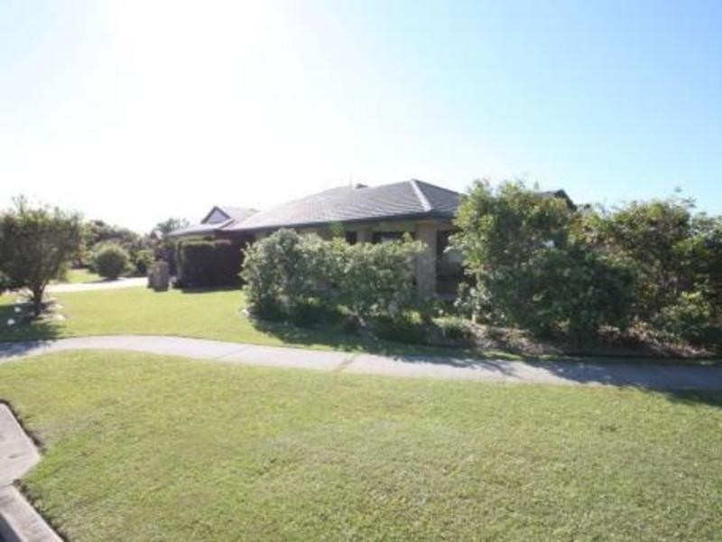 1/49 Border Crescent, Pottsville NSW 2489