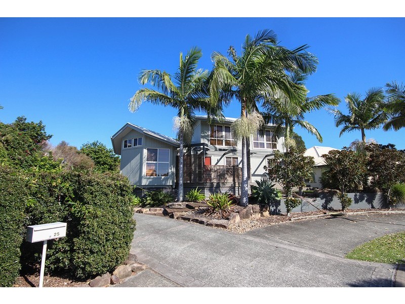 25 Sassafras Street, Pottsville NSW 2489