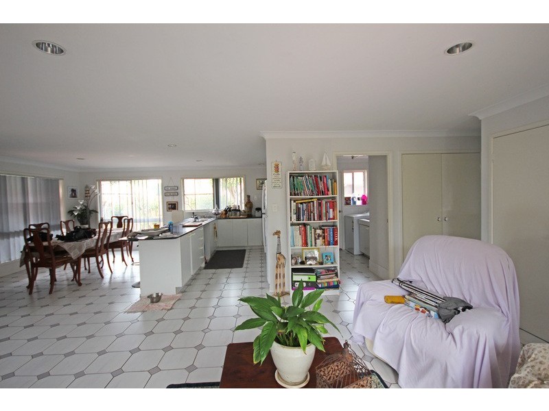 9 Diana Court, Pottsville NSW 2489