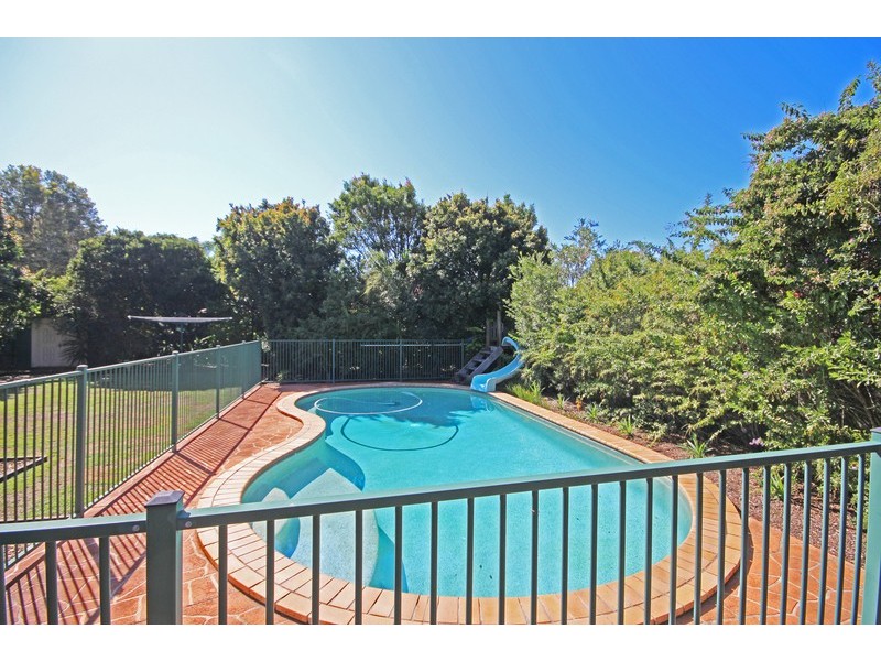 14 McKenzie Avenue, Pottsville NSW 2489