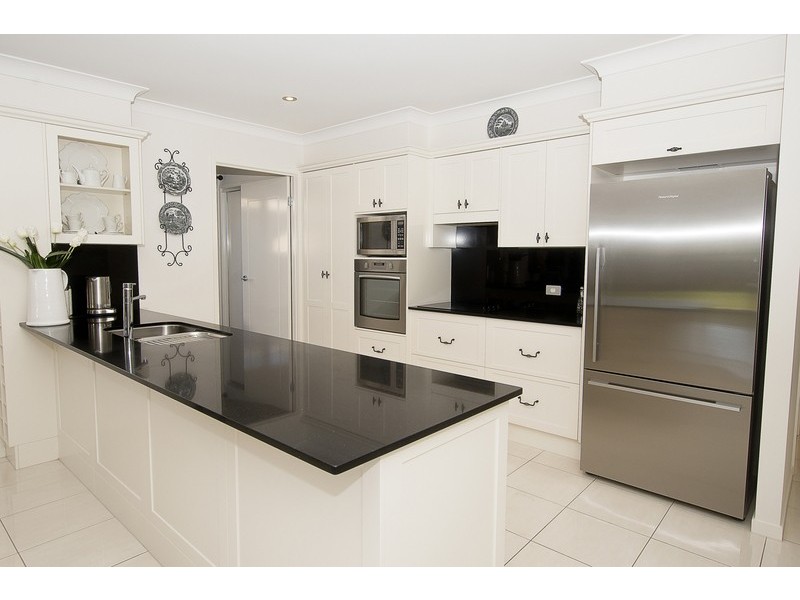 3 Terrigal Drive, Pottsville NSW 2489