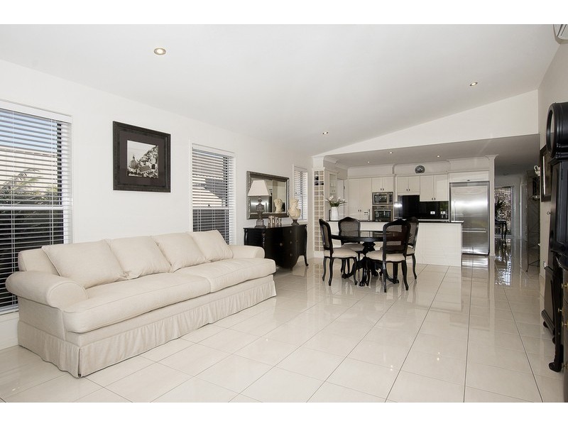 3 Terrigal Drive, Pottsville NSW 2489