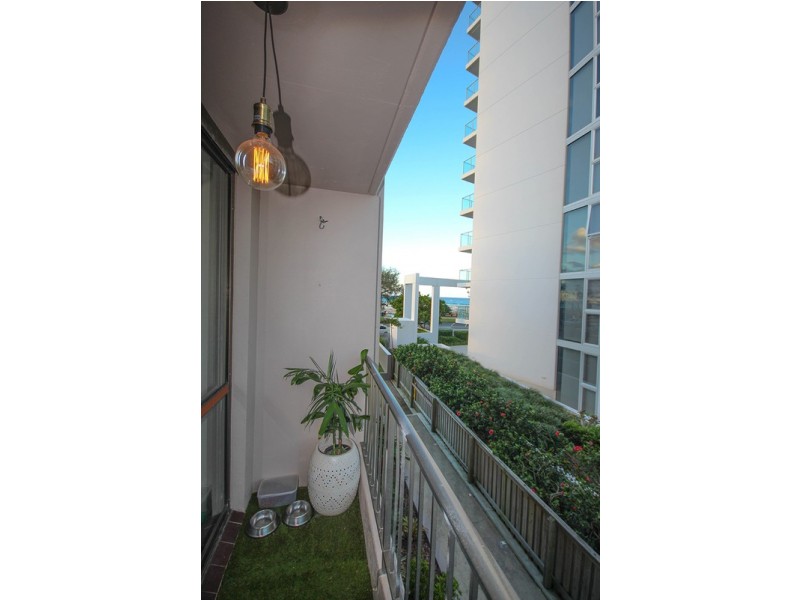 11/22 Musgrave Street, Coolangatta QLD 4225