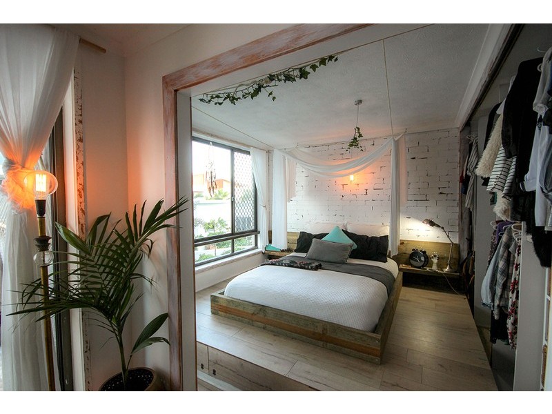 11/22 Musgrave Street, Coolangatta QLD 4225