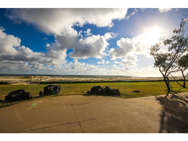 11/22 Musgrave Street, Coolangatta QLD 4225