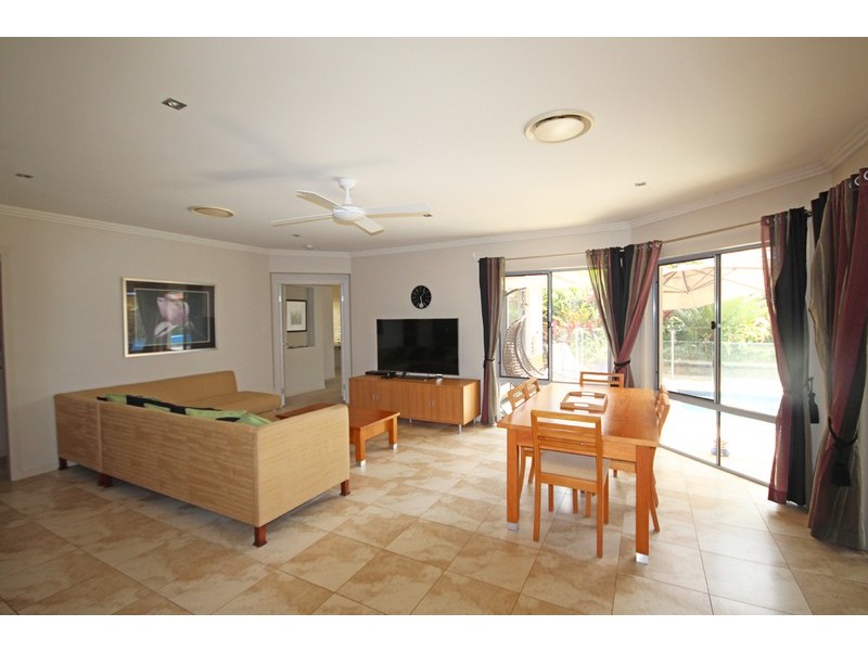 4 Taree Street, Pottsville NSW 2489