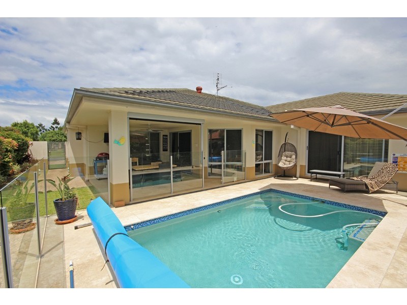 4 Taree Street, Pottsville NSW 2489