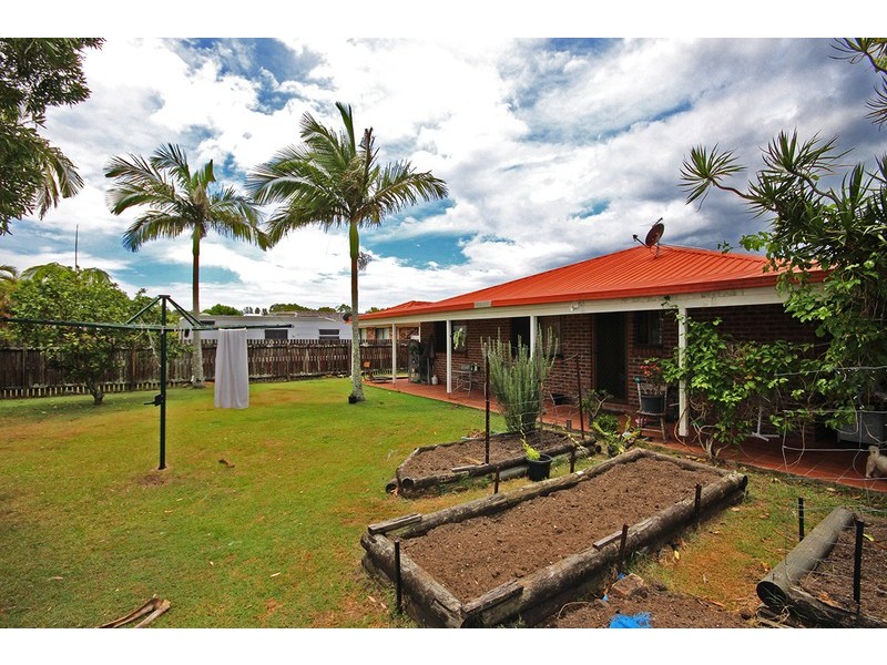 4 Tudor Court, Pottsville NSW 2489