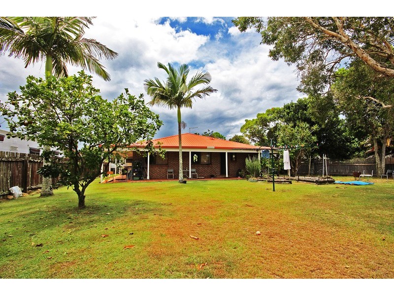 4 Tudor Court, Pottsville NSW 2489