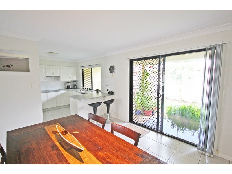 2/12 Suffolk Parade, Pottsville NSW 2489