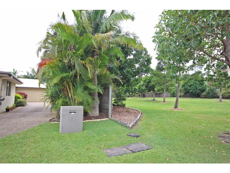 2/12 Suffolk Parade, Pottsville NSW 2489