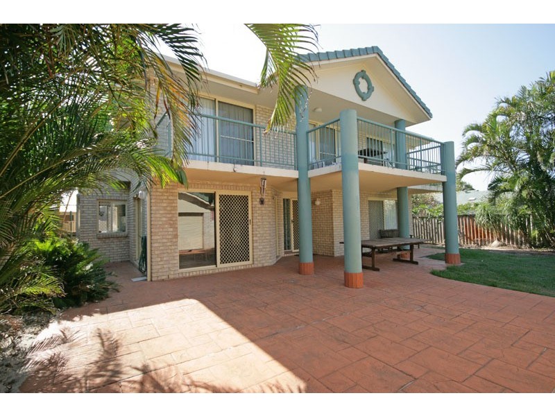 10 Surfside Crescent, Pottsville NSW 2489