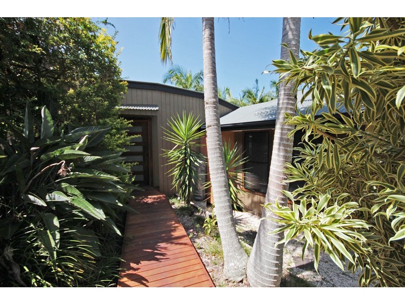 6 Sassafras Street, Pottsville NSW 2489