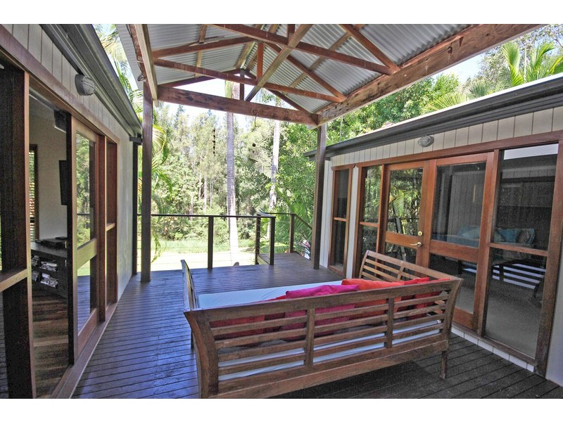 6 Sassafras Street, Pottsville NSW 2489