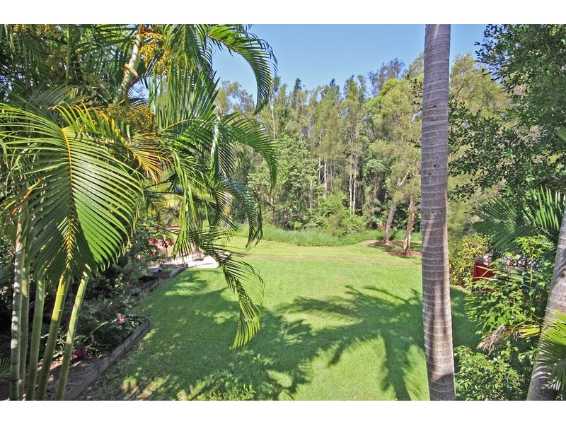 6 Sassafras Street, Pottsville NSW 2489