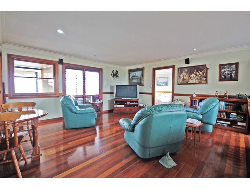 4 Bottlebrush Drive, Pottsville NSW 2489