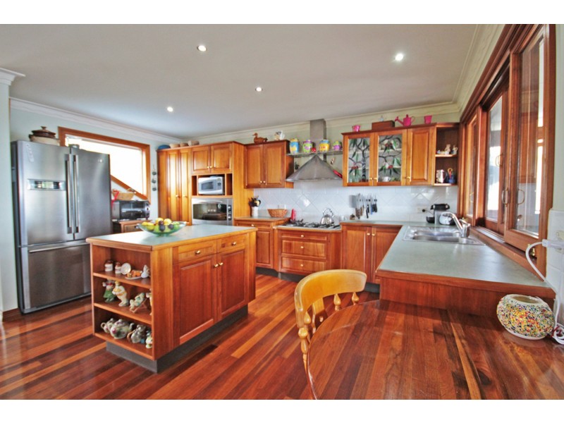 4 Bottlebrush Drive, Pottsville NSW 2489