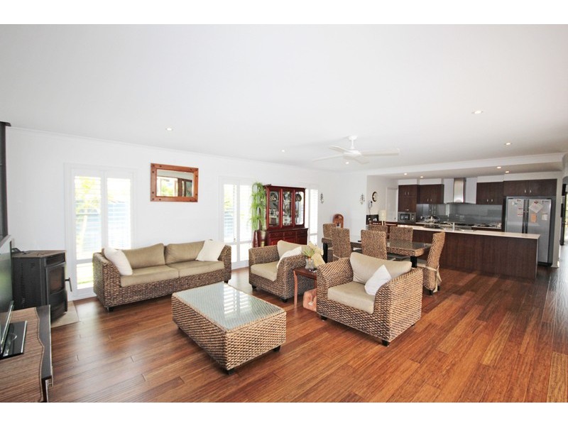 22 Toshack Place, Pottsville NSW 2489