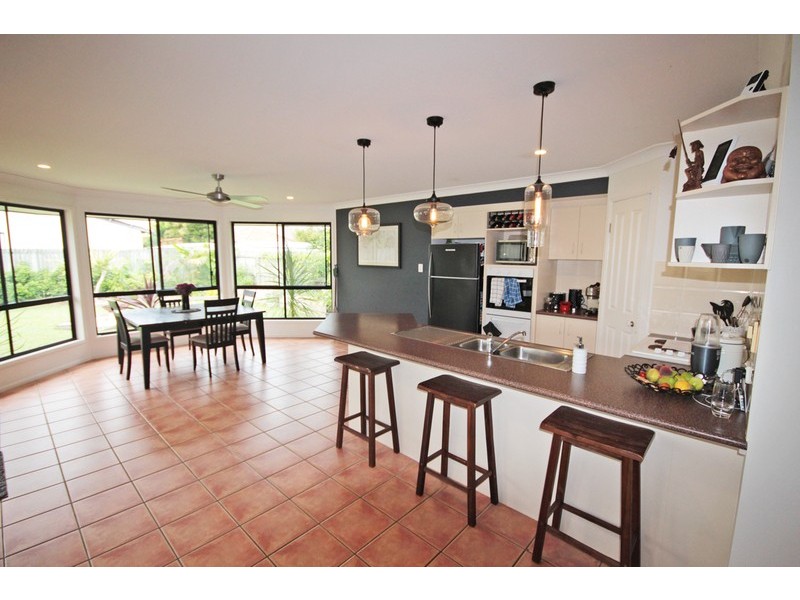 11 Paula Court, Pottsville NSW 2489