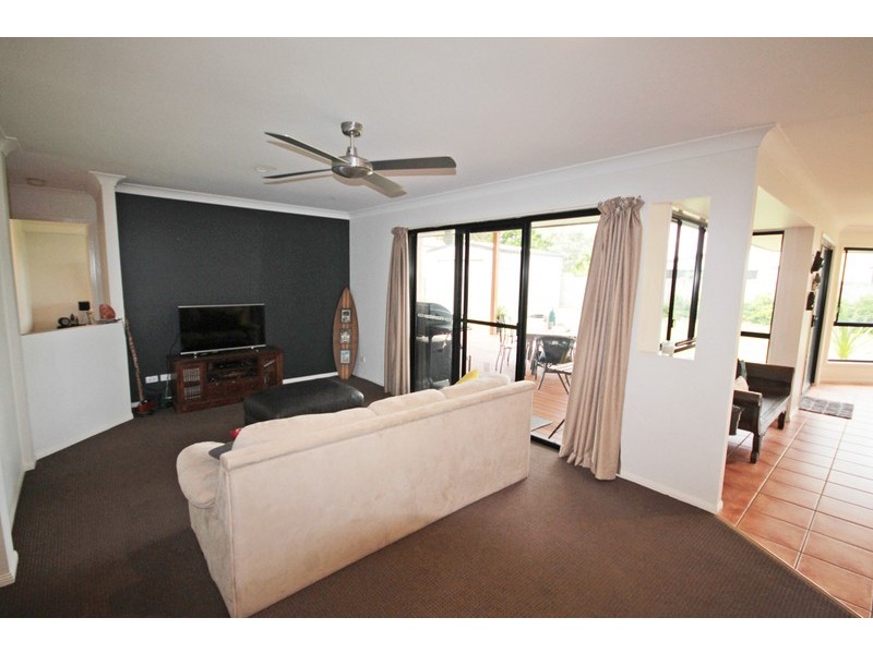 11 Paula Court, Pottsville NSW 2489